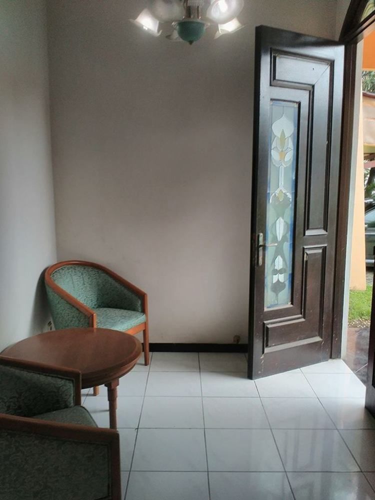 Hotel Istana Permata Juanda Sawotratap Esterno foto