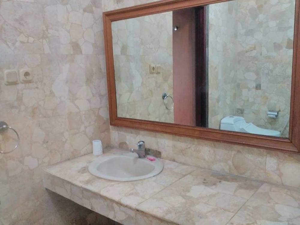 Hotel Istana Permata Juanda Sawotratap Esterno foto